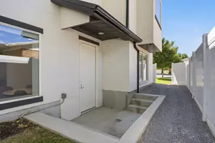 635 E 2550 N, Provo, UT 84604 - Photo 73