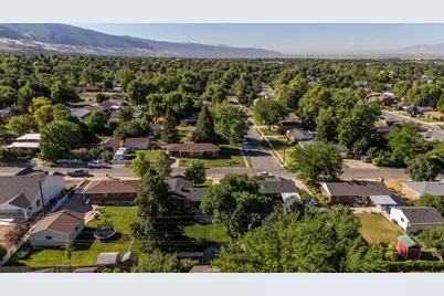263 E 500 N, Kaysville, UT 84037 - Photo 9