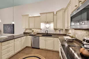 13712 S Mount Cortina Way W, Riverton, UT 84065 - Photo 13