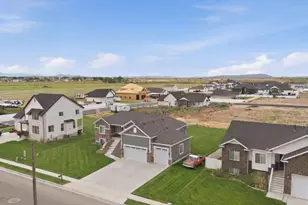 3237 S 5100 W, Hooper, UT 84315 - Photo 37