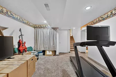 6621 S 1540 E, South Ogden, UT 84405 - Photo 33