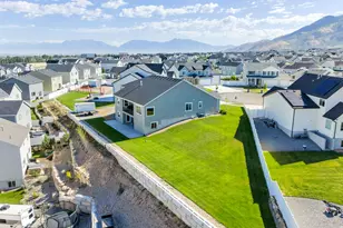 549 W Bluff St, Santaquin, UT 84655 - Photo 43