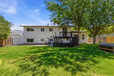 8054 S Boysenberry Dr, Sandy, UT 84093 - Photo 25