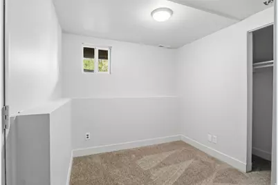 8054 S Boysenberry Dr, Sandy, UT 84093 - Photo 15