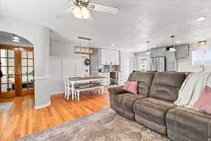 165 N 100 E, Centerfield, UT 84622 - Photo 5