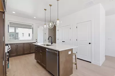 11021 S Freestone Rd #121, South Jordan, UT 84009 - Photo 11