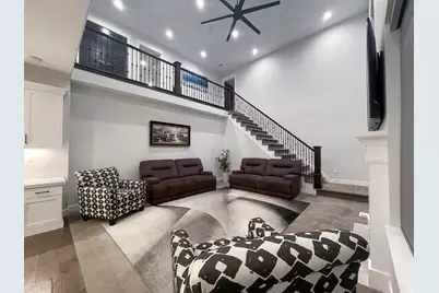 86 S Preston St, Kaysville, UT 84037 - Photo 11