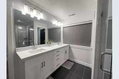 86 S Preston St, Kaysville, UT 84037 - Photo 17
