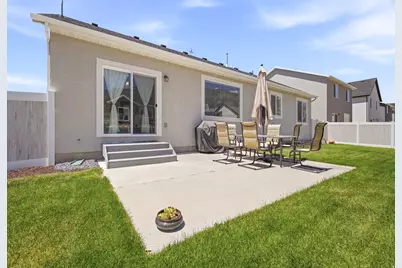 1223 S Red Cliff Dr, Santaquin, UT 84655 - Photo 29