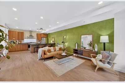 723 N 300 W #7, Salt Lake City, UT 84103 - Photo 3