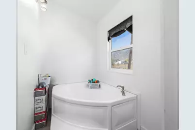 559 S 200 E, Mona, UT 84645 - Photo 11