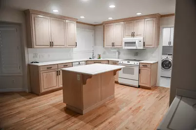 1698 E Lakeview Way, Ogden, UT 84403 - Photo 9