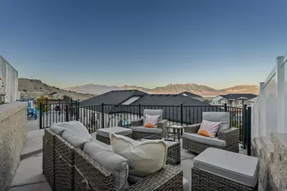 7127 N Hollow Crest Cir, Eagle Mountain, UT 84005 - Photo 33