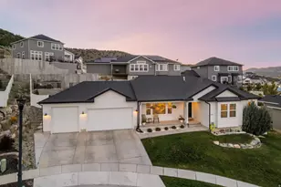 7127 N Hollow Crest Cir, Eagle Mountain, UT 84005 - Photo 39