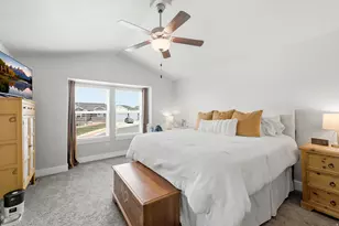 7127 N Hollow Crest Cir, Eagle Mountain, UT 84005 - Photo 11