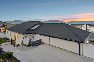 7127 N Hollow Crest Cir, Eagle Mountain, UT 84005 - Photo 37