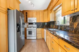 5451 S Avalon Dr, Murray, UT 84107 - Photo 5