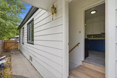 707 E 150 S, Provo, UT 84606 - Photo 17