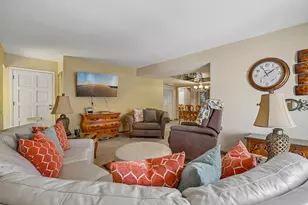 4861 S 1670 E, Holladay, UT 84117 - Photo 3