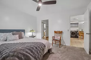 4861 S 1670 E, Holladay, UT 84117 - Photo 9
