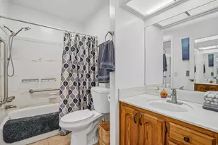 4861 S 1670 E, Holladay, UT 84117 - Photo 11