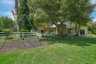 4861 S 1670 E, Holladay, UT 84117 - Photo 25