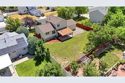 3684 S Queenspointe Ln, West Valley, UT 84119 - Photo 27