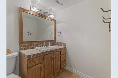 4506 S Countrylane Rd, Salt Lake City, UT 84117 - Photo 23