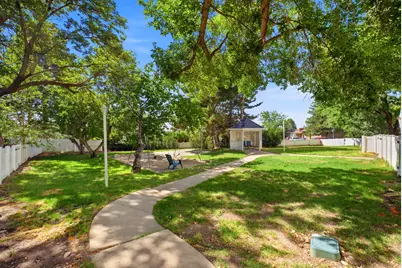 3133 S Applewood Dr E, Bountiful, UT 84010 - Photo 37