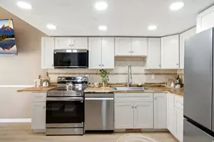 3133 S Applewood Dr E, Bountiful, UT 84010 - Photo 7