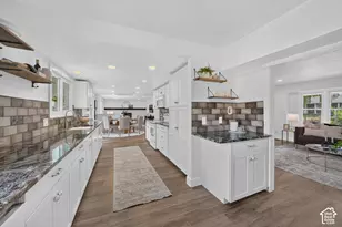 1251 E Sage Ridge Rd, Sandy, UT 84094 - Photo 11