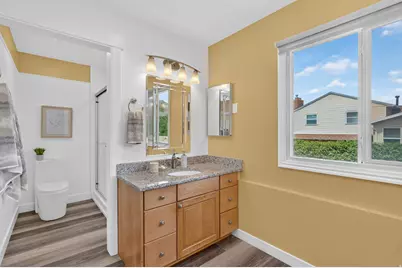 1251 E Sage Ridge Rd, Sandy, UT 84094 - Photo 25