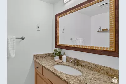 1251 E Sage Ridge Rd, Sandy, UT 84094 - Photo 21