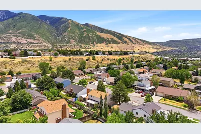 1251 E Sage Ridge Rd, Sandy, UT 84094 - Photo 49