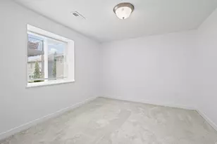 241 E Ridgeline Wy, North Salt Lake, UT 84054 - Photo 27