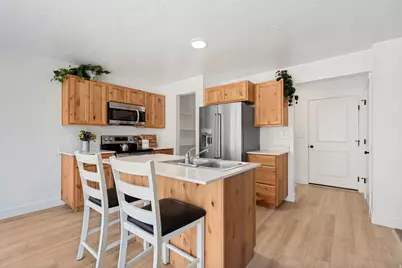 1988 S Marigold Way, Santaquin, UT 84655 - Photo 11