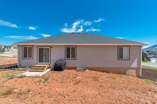 1988 S Marigold Wy, Santaquin, UT 84655 - Photo 33