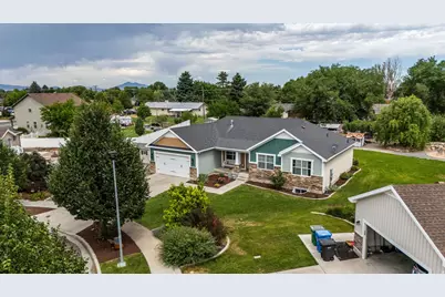 429 E 360 S, Hyrum, UT 84319 - Photo 59
