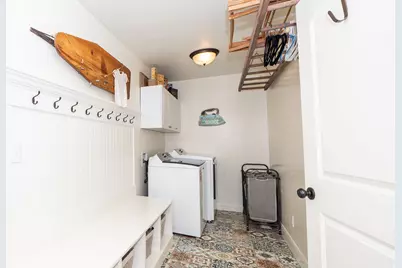 429 E 360 S, Hyrum, UT 84319 - Photo 25