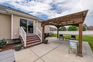 429 E 360 S, Hyrum, UT 84319 - Photo 49