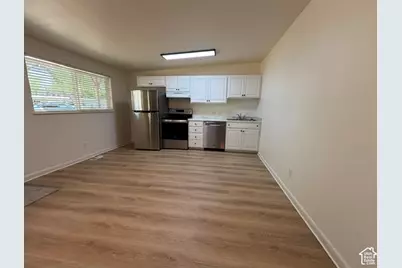 2066 E 3335 S, Salt Lake City, UT 84109 - Photo 5