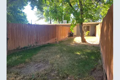 2066 E 3335 S, Salt Lake City, UT 84109 - Photo 15