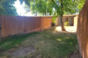 2066 E 3335 S, Salt Lake City, UT 84109 - Photo 15
