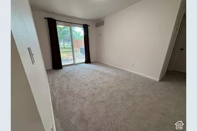 2066 E 3335 S, Salt Lake City, UT 84109 - Photo 9