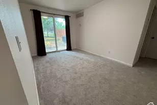 2066 E 3335 S, Salt Lake City, UT 84109 - Photo 9