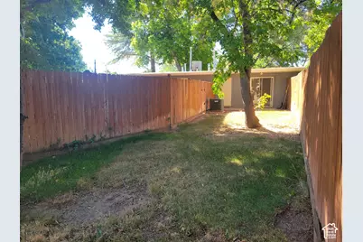 2066 E 3335 S, Salt Lake City, UT 84109 - Photo 15
