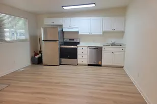 2066 E 3335 S, Salt Lake City, UT 84109 - Photo 3