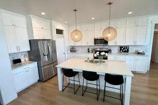 1368 W Wasatch Dr, Saratoga Springs, UT 84045 - Photo 5