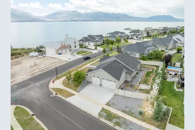 3761 S Spinnaker Bay Dr, Saratoga Springs, UT 84045 - Photo 7