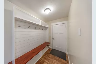 3761 S Spinnaker Bay Dr, Saratoga Springs, UT 84045 - Photo 27